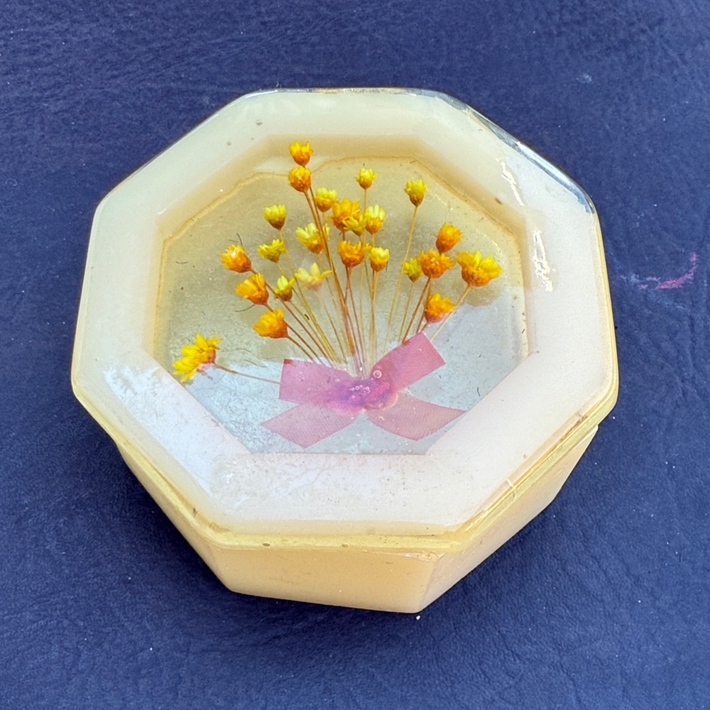 Vintage Cream Octagonal Box with Yellow Floral Design trinket